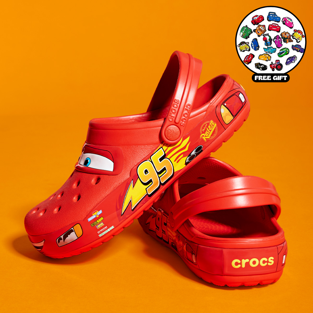 Classic McQueen Slippers + Free Cars Pins